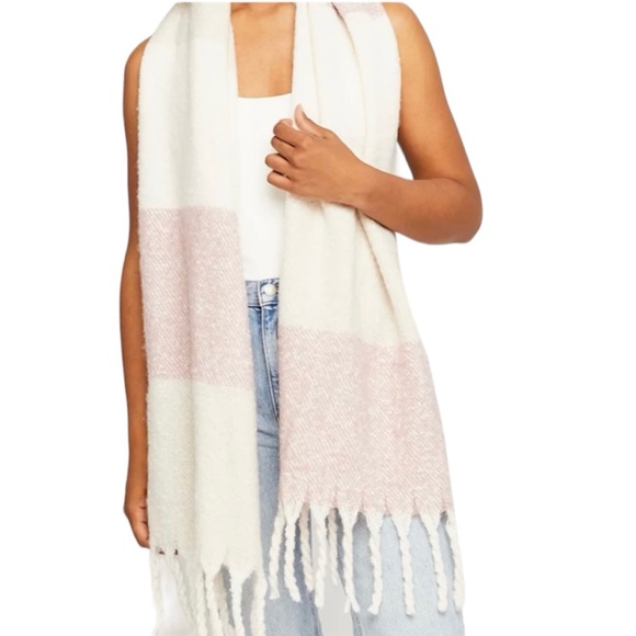 Gentle Fawn Pink & White Cozy Scarf NWT - Picture 2 of 8